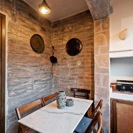 Cosy In With Garden Apartment